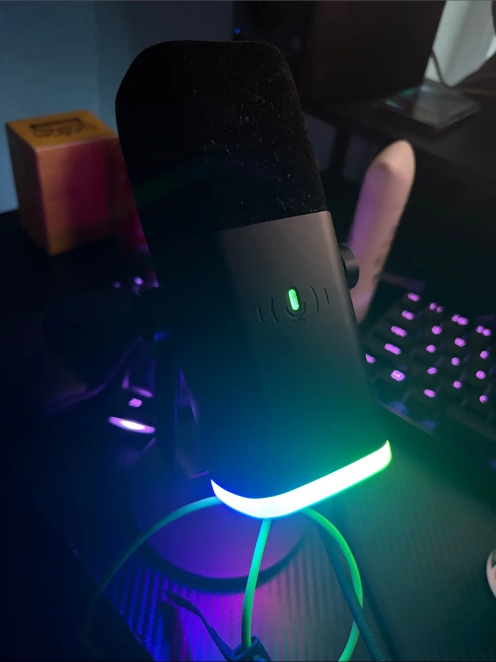USB RGB Desktop Microphone with LED Accent - Black